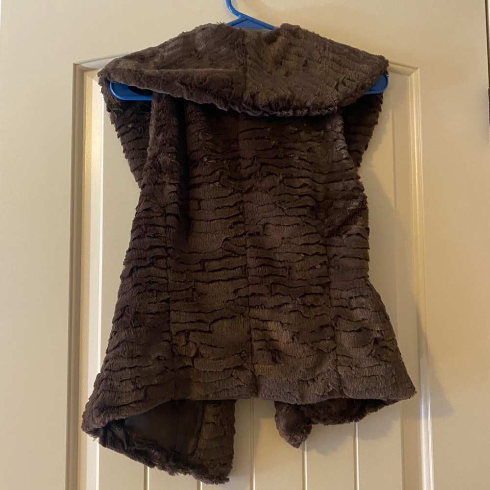 Fur vest